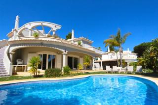 Luxury Vilamoura Villa 4 Bedrooms Villa Corvo Billiards - 9