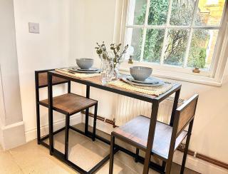 Cosy One Bedroom Apartment - 5