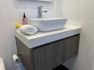 2 bedroom In the Middle of Sydney with Beautiful River View - Sydney - 5