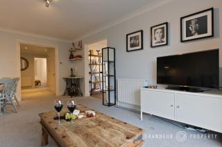 Island Views by Grandeur Property - Poole - 7
