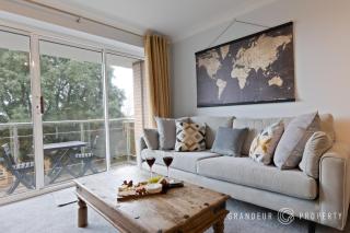 Island Views by Grandeur Property - Poole - 2