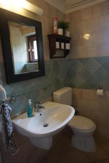 Maharaja Buda Villa Apartment - Private Parking and Garden - 2