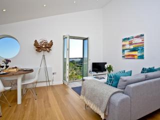 Una Aurum 56 - Carbis Bay - 3