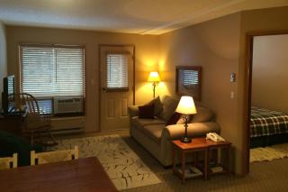 Griz Inn RMC Rentals by Park Vacation Management - 6
