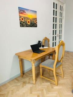 Spacious 1 Bedroom in Yerevan - Erevan - 2
