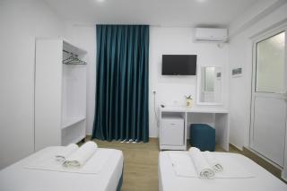 Lengu Holidays Houses - 0