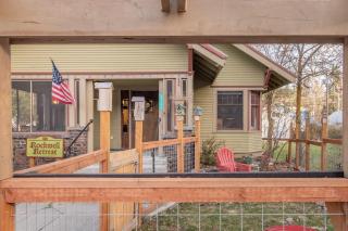 Rockwell Retreat by NW Comfy Cabins - 8