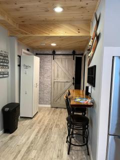 Perfect Cozy Lake Retreat - Central New Hampshire - Gilmanton - 2