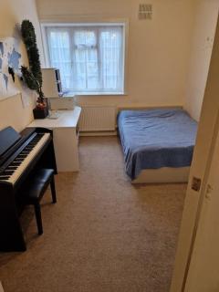 Double room for One Person in 3 beds flat - Londra - 0