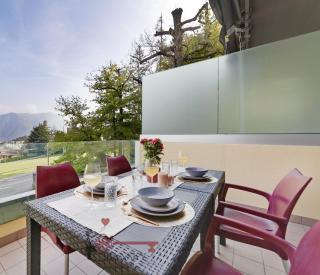 'Cuore di Rose' Parking - Welcome Set, Netflix, for 4 Persons -By EasyLife Swiss - Breganzona - 1