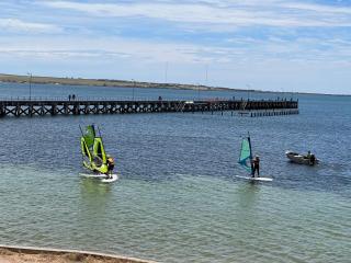 Beachside & Jetty View Apartment 5 - Harbour Master Apt - 3