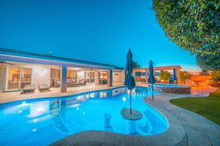 Grand Havasu Oasis with Custom Pool & Spa! - 9