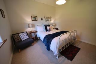 Cherry Plum Cottages - Port Fairy - 1