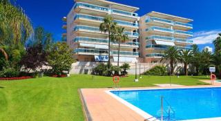Appartement tout confort terrasse 21 m2 pleins sud wifi proche port aventura centre et plage 2 chambres 2 SDB piscine - Salou - 9
