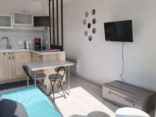 Studio moderne, proche plage et commerces, terrasse ensoleillée - FR-1-326-699 - Marseillan - 7