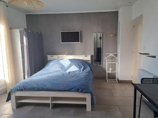 Studio dans maison avec jardin et balcon, au calme - Sérézin-du-Rhône - 3