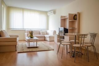 Privillege Fort Noks Beach Apartments - Elenite - 1