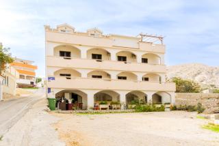 Apartment and Room Bacic - Metajna - 3