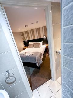 The Beach House, Luxury Apartments - 1