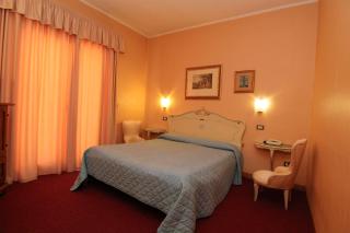 FILIPPONE HOTEL&RISTORANTE - Gioia dei Marsi - 8