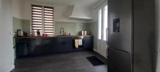 Spacious 3-Bed House in Chateau Garnier - 4