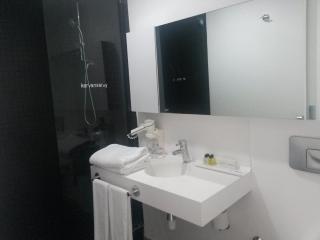 Nirvana Cosmopolitan Hotel - Convention & Sports Center - Lara - 9