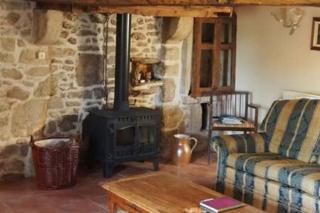 Two Hoots - farmhouse with summer pool. - Châteauponsac - 1
