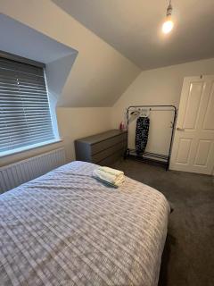 Stunning Two-Bedroom Apartment at A3REE, Free Parking, near Cribbs Causeway Mall - Bristol - 5