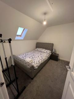 Stunning Two-Bedroom Apartment at A3REE, Free Parking, near Cribbs Causeway Mall - Bristol - 4