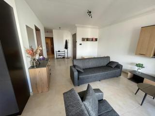 Blue Skies Family Apartment with Terrace - St Paul's Bay - 6