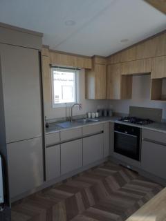 Hoburne Bashley Self-Catering Holiday Home - New Milton - 2