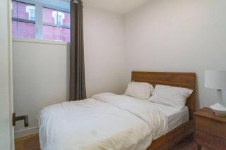 883 suite 102 Bromont Vieux Village 2cac , foyer - Bromont - 4