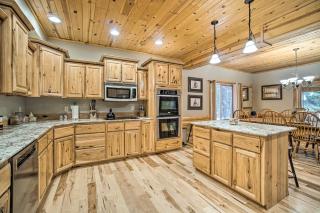 Garden Valley Cabin with Loft and Large Deck! - 2