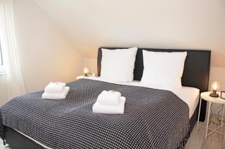 BlackNCozy - Design Appartement mit Boxspringbett und Balkon - Lörrach - 7