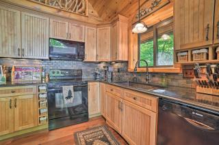 Dreamy Cabin Steps to Thumb Lake Swim and Fish - 3