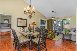 Updated 3 bedroom, 3 bathroom villa, 13D Richmond Park villa - Myrtle Beach - 2