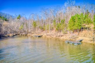 Secluded Lake House - Mill Spring - 4