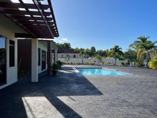 Bright Cove Luxury Villa 1 - Ocho Rios - 1