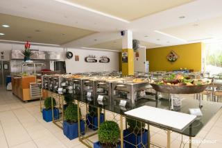 Golden Dolphin Express 403 - 5