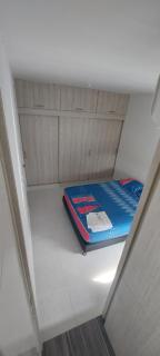 HERMOSO APARTAMENTO CON BALCON, 3 Alcobas, 2 baños - Cartagena - 2