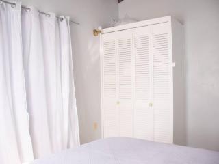 Stylish 2-Bed Sleeps 3 Cosy & Comfortable - Belmont - 2