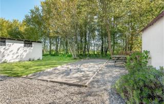 Pet Friendly Apartment In Strynø - 4