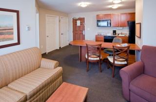 Candlewood Suites Indianapolis Airport by IHG - Indianapolis - 7