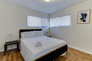 5 Bedroom Charmer in Granada Hills - 4