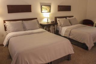 Mountain Creek Tavern - 1