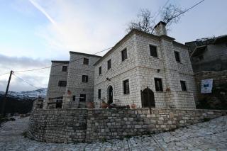 Petradi 1873 - 0