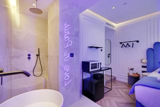 Private suite with jacuzzi - 2P - Rivoli - Paris - 5