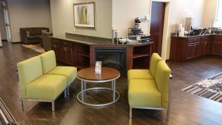 Best Western Plus Boardman Inn & Suites - 3