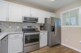 Gorgeous and spacious 4 bedroom villa - 8D Windermere by the Sea villa - Myrtle Beach - 2