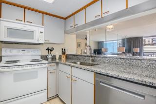 401 South Hampton - charming 2 bedroom, 2 bath ocean view condo, condo - Myrtle Beach - 2